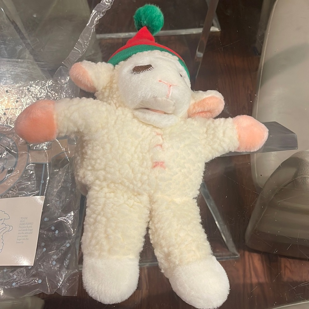 Lamb Chop Puppet Avon Collectors Hand Puppet Nwt